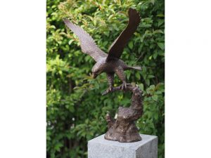 Tuinbeeld - bronzen beeld - Arend met gespreide vleugels - Bronzartes - 76 cm hoog