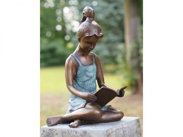 Tuinbeeld - bronzen beeld - Lezend meisje - Bronzartes - 40 cm hoog