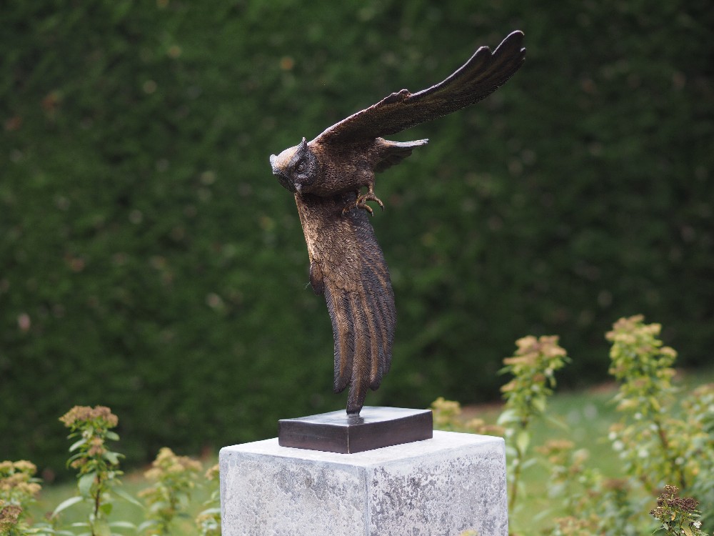 bronzen beeld Uil in vlucht - Trendybywave.nl