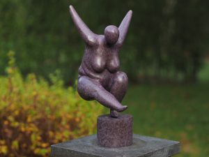 Tuinbeeld - bronzen beeld - Dikke dame "Belle Rose" - Bronzartes - 36 cm hoog