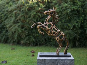Tuinbeeld - draadsculptuur - Paard - Bronzartes - 56 cm hoog