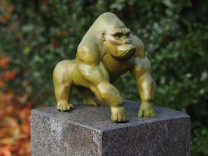 Tuinbeeld - bronzen beeld - Gorilla modern klein - Bronzartes - 27 cm hoog