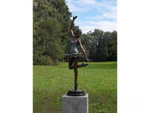 Tuinbeeld - bronzen beeld - Ballerina - 138 cm hoog