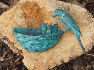 Hangend ornament - brons - Vogelnest - Bronzartes - 14 cm hoog