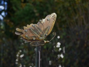Tuinsteker - Vlinder op stok - 105 cm hoog