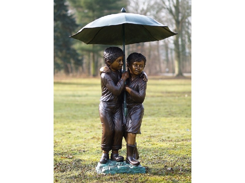Snel dok Bomen planten Tuinbeeld - bronzen beeld - 2 Kinderen onder paraplu - H127 cm