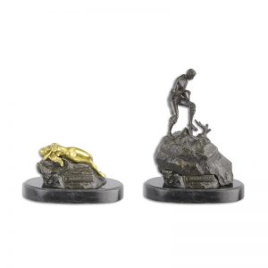 Beeld - Brons Sculptuur - Dame naakt hooi - h27,8 cm - Treasure Seeker