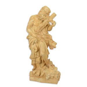 Resin beeld - man die een kruis vasthoudt - religie - sculptuur - 52,1 cm H