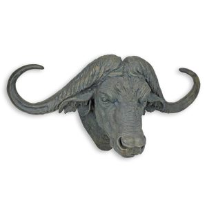 Resin beeld - Kop van een waterbuffel - muurbevestiging - 52 cm H