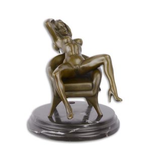 Bronzen beeld - Naakte dame in stoel - Erotisch