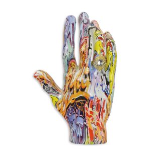 Resin beeld - Kleurrijke hand - Hydro dipping - Graffiti hand met ring - 35 cm H