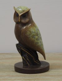 Tuinbeeld - bronzen beeld - Uil speciale patine