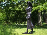 Tuinbeeld - bronzen beeld - Staande vrouw