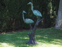 Tuinbeeld - bronzen beeld - 2 reigers op tak