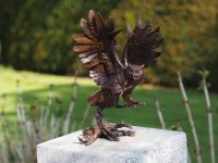 Tuinbeeld - bronzen beeld - vliegende uil