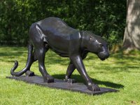 Tuinbeeld - bronzen beeld - wandelende panter