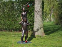 Tuinbeeld - bronzen beeld - Jongen en meisje