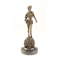 Bronzen beeld - Amazone vrouw - Gedetailleerd sculptuur - 24,1 cm hoog