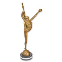 Brons beeld - Ballerina met bal - sculptuur - 90 cm hoog