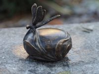 Bronzen urn - mini urn met libelle - Bronzartes - 7 cm hoog
