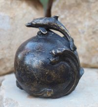 Bronzen urn - mini urn met dolfijn - Bronzartes - 8 cm hoog